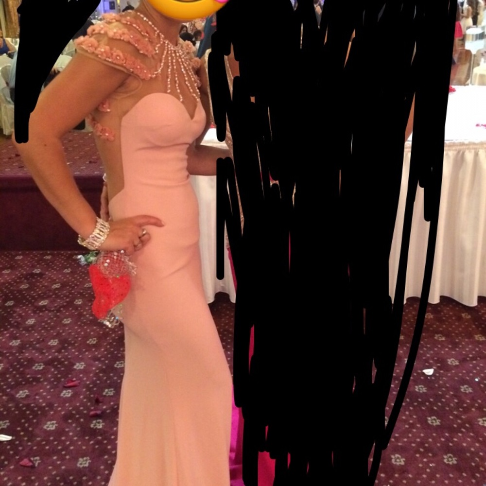 Dress - Picture 6 of 6
